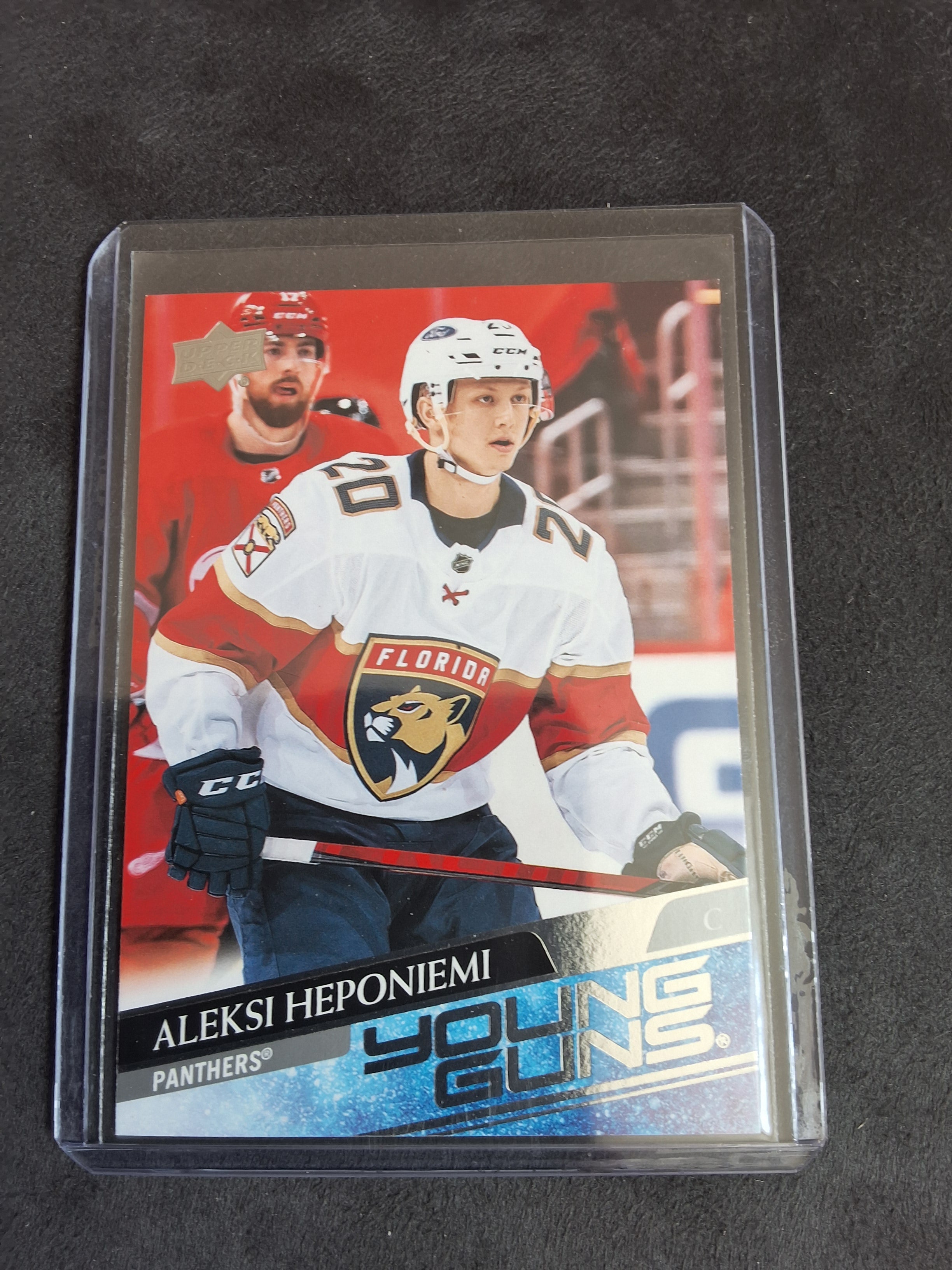 Aleksi Heponiemi 20-21 Extended Series Young Guns